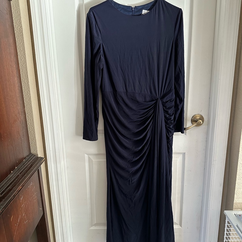 Elegant Navy Blue Long Sleeve Dress